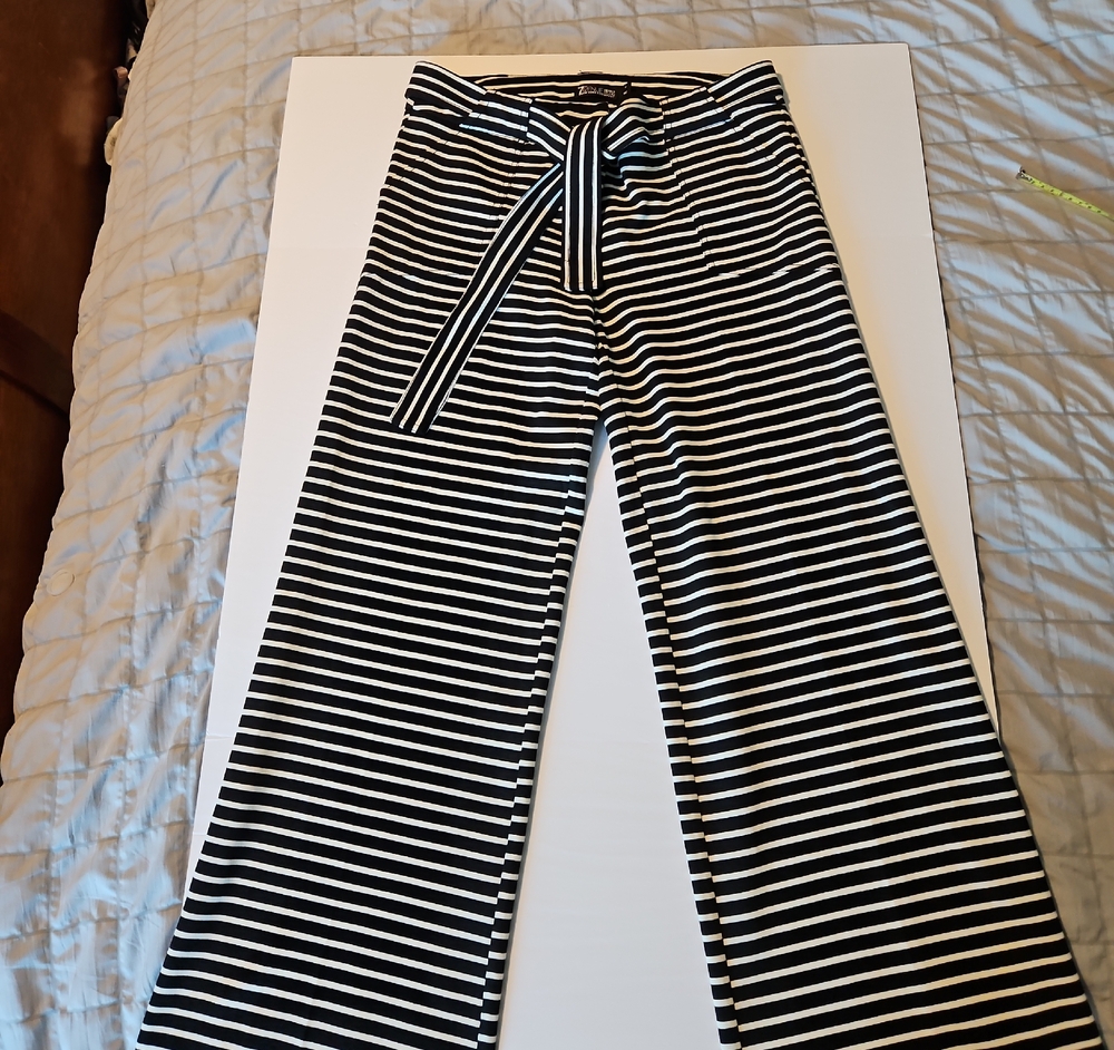 New York & Company Black and White Striped Wide Leg Pants